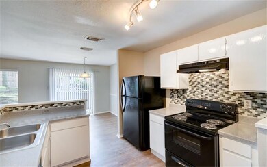 7058 W Gulf Bank Rd unit 7054 B, Houston, TX 77040 - photo 6