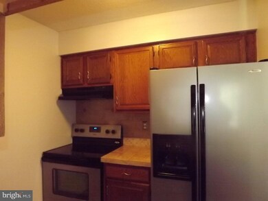 111 Ravens Crest Dr, Plainsboro, NJ 08536 - photo 4