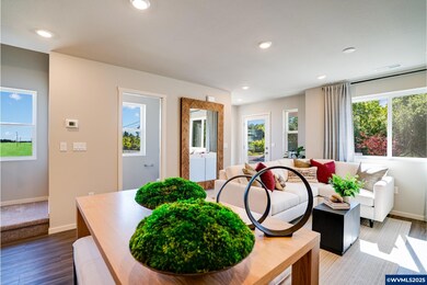 2488 Sawtelle Dr, Woodburn, OR 97071 - photo 6