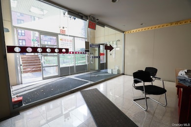 134-43 Maple Ave unit 5B, Flushing, NY 11355 - photo 2