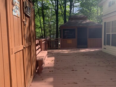 207 Hickory Place unit WD2-207, Eagle Lake, PA 18424 - photo 3