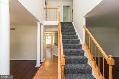 435 Hawkridge Ln, Sykesville, MD 21784 - photo 3