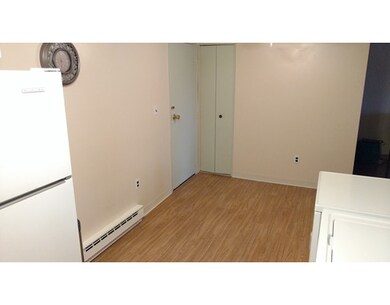 33 Lodgen Ct unit 2E, Malden, MA 02148 - photo 3