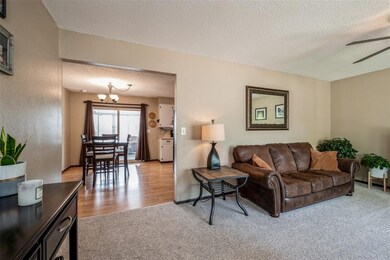 2905 Iris Ave NW, Cedar Rapids, IA 52405 - photo 5