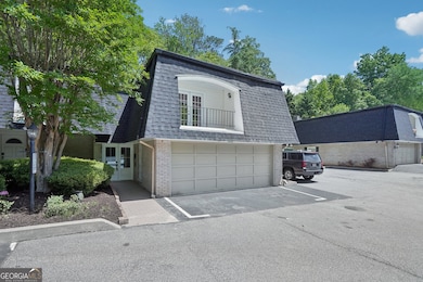 5490 Chemin de Vie, Atlanta, GA 30342 - photo 2