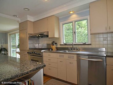 265 Oaklawn Ave, Cranston, RI 02920 - photo 3