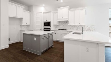 17179 Wild Robin Ln, Conroe, TX 77302 - photo 2