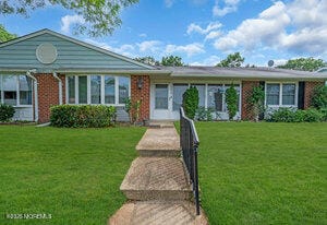 dsc00746-1_499 front