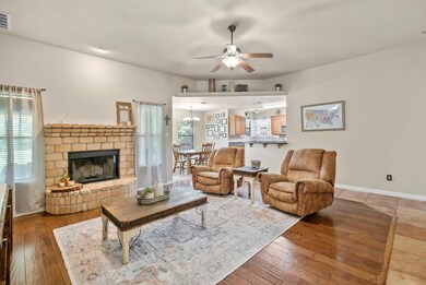 121 Westend Ln, Weatherford, TX 76088 - photo 6