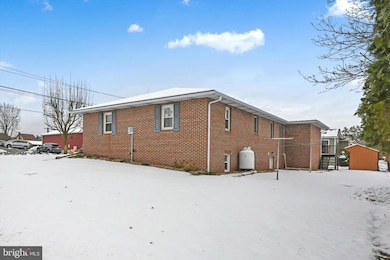 703 E Chestnut St, Hegins, PA 17938 - photo 6