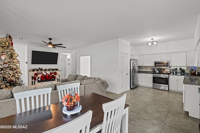 147 E Calle Puente Azul, Sahuarita, AZ 85629 - photo 5