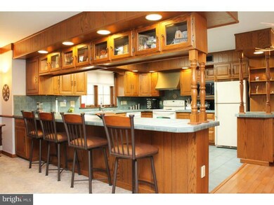 607 Scenic Dr, Bernville, PA 19506 - photo 3