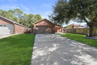 12014 Green Coral Dr, Houston, TX 77044 - photo 3