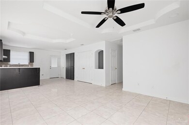 212 Caramel Dr, Alamo, TX 78516 - photo 2