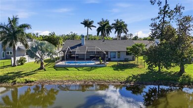 6735 Plantation Manor Loop, Fort Myers, FL 33966 - photo 4