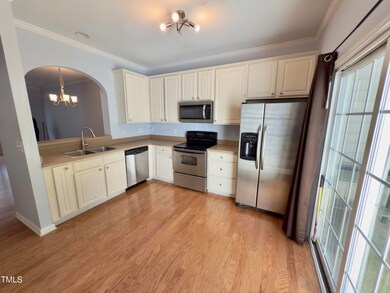 7_photo-358-red-elm-drive