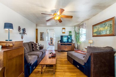 1420 Bosworth-8