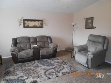 1403 Cattail St, Nampa, ID 83686 - photo 4