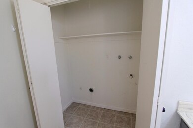 Laundry are in hall bath.