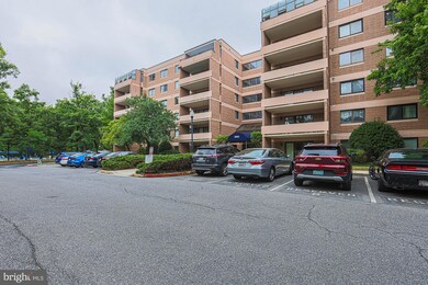 2903 Fall Staff Apt Fallstaff Rd unit 601, Baltimore, MD 21209 - photo 4