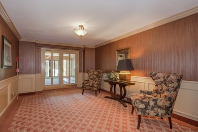 30 Outlook Ave unit 208, West Hartford, CT 06119 - photo 3