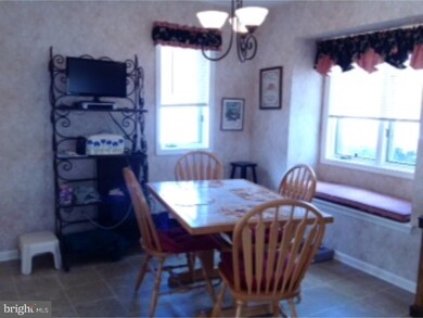 692 Inverness Dr, West Chester, PA 19380 - photo 6