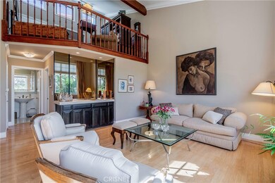 21798 Ybarra Rd, Woodland Hills, CA 91364 - photo 4