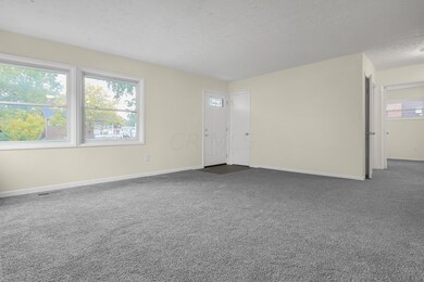 664 Georgian Dr, Columbus, OH 43228 - photo 7