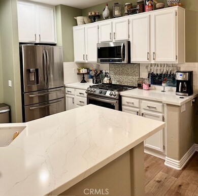 33641 Emerson Way unit A, Temecula, CA 92592 - photo 4