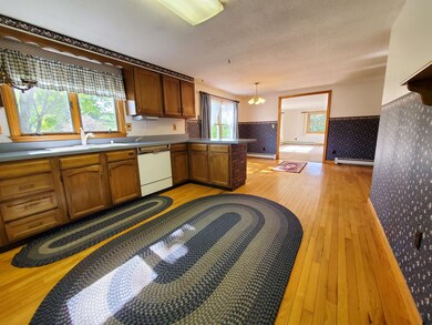 169 Cross Ave, Saint Johnsbury, VT 05819 - photo 3