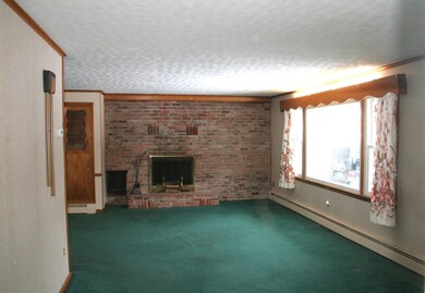 251 Gilman Ave, Saint Johnsbury, VT 05819 - photo 5
