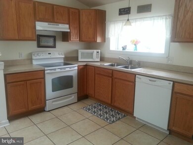 17610 Homewood Rd, Hagerstown, MD 21740 - photo 6