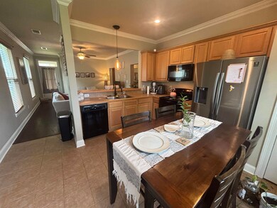 14013 Stone Gate Dr, Baton Rouge, LA 70816 - photo 6