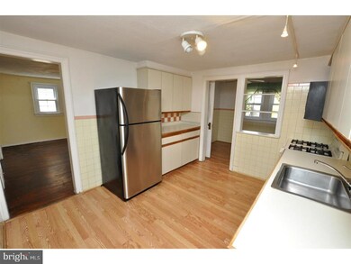 4209 Bridgeboro Rd unit 1, Moorestown, NJ 08057 - photo 5