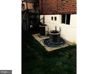 3640 Genesee Dr, Philadelphia, PA 19154 - photo 5