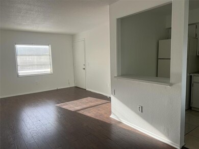 8325 7th Way N unit 10, St. Petersburg, FL 33702 - photo 4