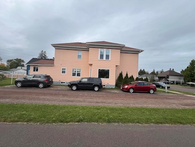 423 5th Ave E, Ashland, WI 54806 - photo 2