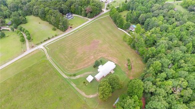 547 Pine Mountain Rd unit Tamassee, Tamassee, SC 29686 - photo 5