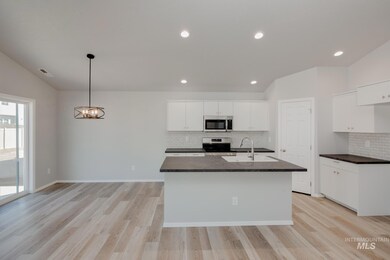 18408 N Lion Head Ave, Nampa, ID 83687 - photo 3