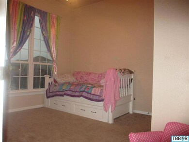 809 Macy Dr, Troy, TX 76579 - photo 5