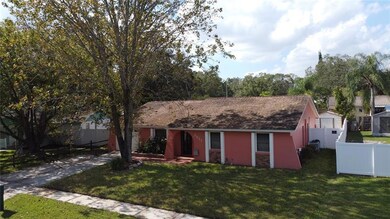 3611 Sugarcreek Dr, Tampa, FL 33619 - photo 6