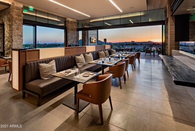 003_Clubhouse Lounge Area