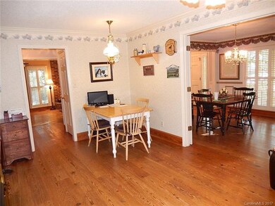 LARGE EAT IN KITCHEN OPEN TO DINING