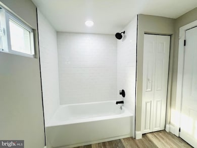 127 N 33rd St, Camden, NJ 08105 - photo 7