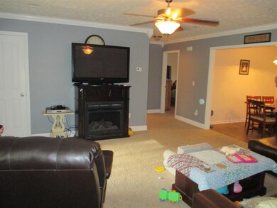 302 Hillcrest St, Manchester, TN 37355 - photo 4