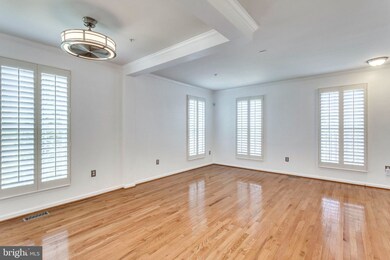 1601 A Potomac Greens Dr, Alexandria, VA 22314 - photo 3