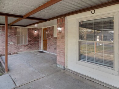 1127 Cherry Spring Dr, Houston, TX 77038 - photo 4