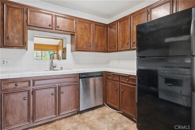 27657 Peninsula #110 Dr, Lake Arrowhead, CA 92352 - photo 6