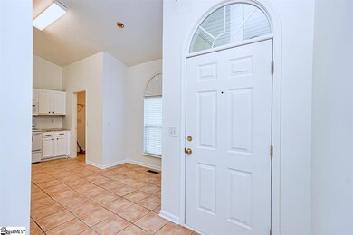 113 Golden Crest Ct, Mauldin, SC 29662 - photo 2