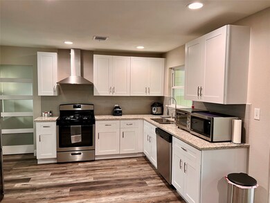 117 Vandel St, Houston, TX 77022 - photo 4